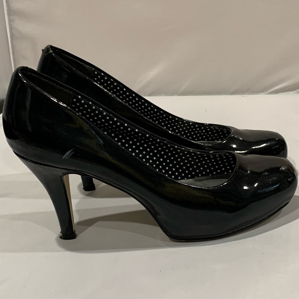 Madden Girl Black Pinup Heels 7.5